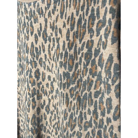 Free People print Tourist Crew Neck Tee Leopard Print Womens Size Small - Picture 2 of 9